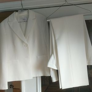 Ladies off white suit